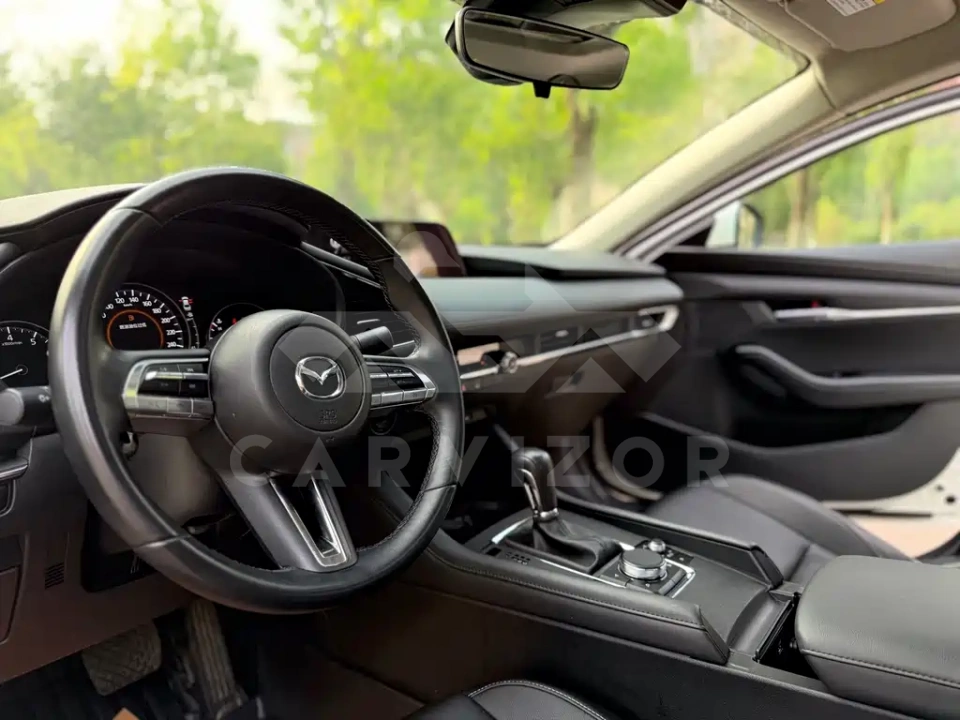Mazda 3 Axela