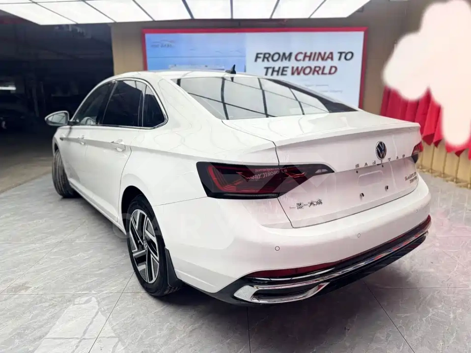 Volkswagen Sagitar
