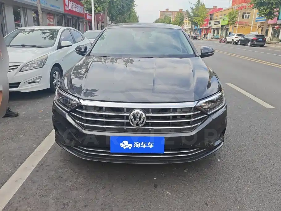 Volkswagen Sagitar