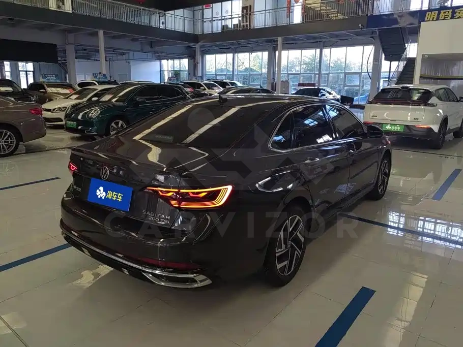 Volkswagen Sagitar