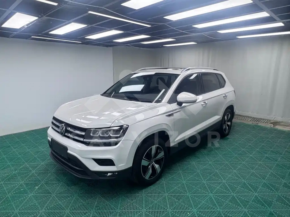Volkswagen Tharu