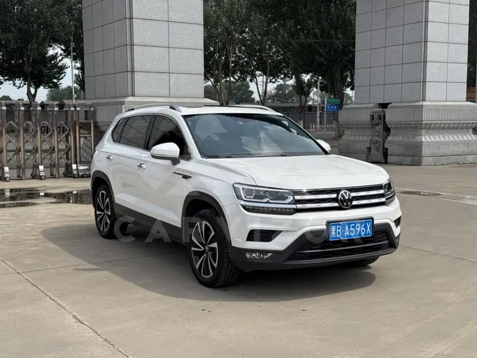 Volkswagen Tharu