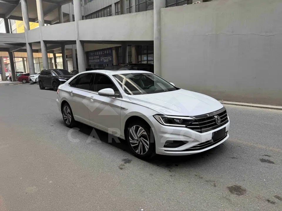 Volkswagen Sagitar
