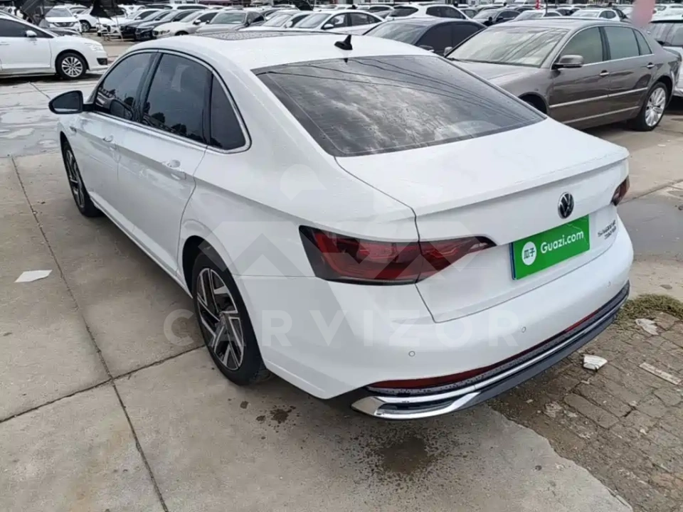 Volkswagen Sagitar