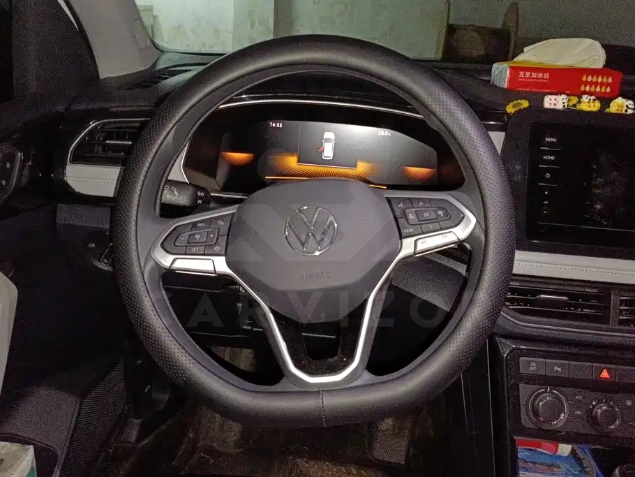 Volkswagen Tharu
