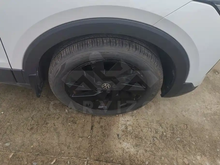 Volkswagen Tharu