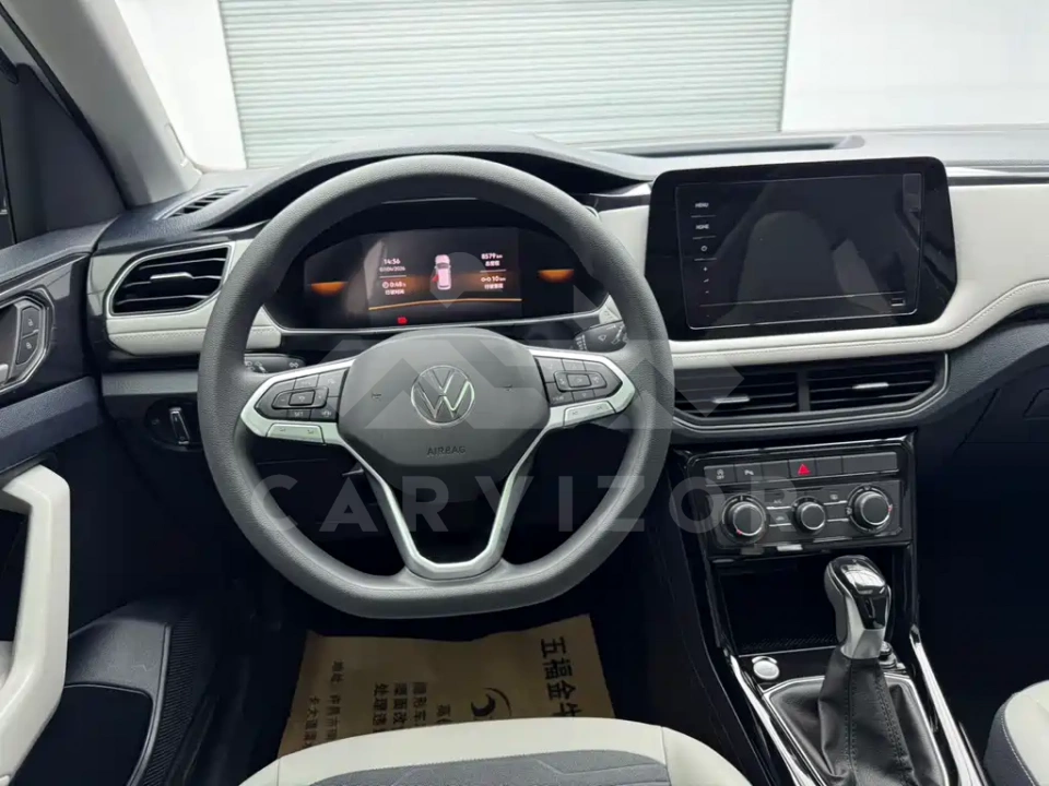 Volkswagen Tharu
