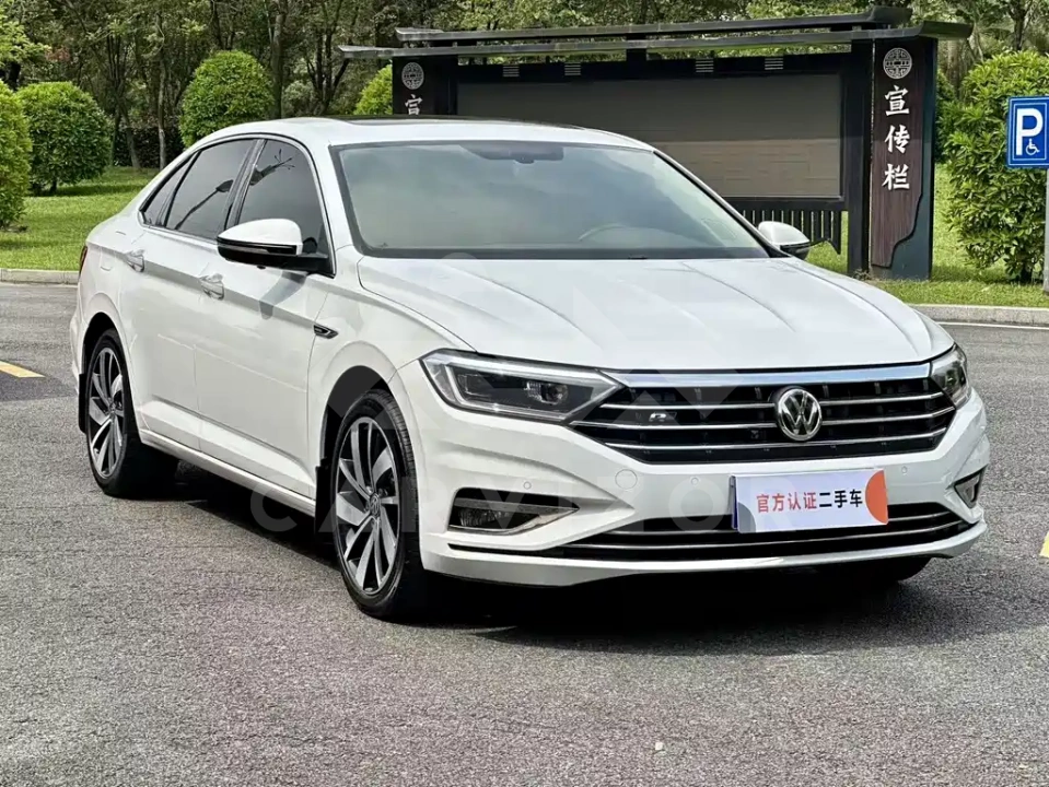 Volkswagen Sagitar