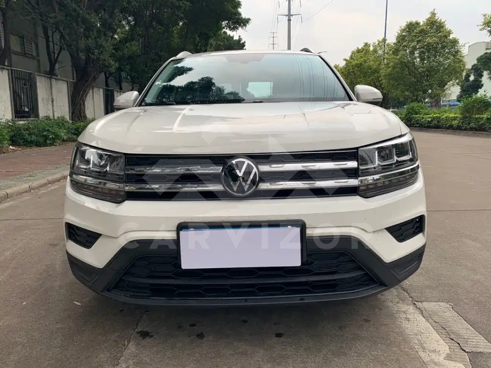 Volkswagen Tharu