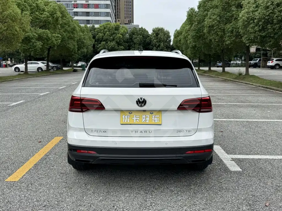 Volkswagen Tharu