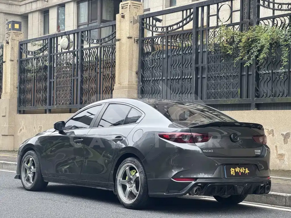 Mazda 3 Axela