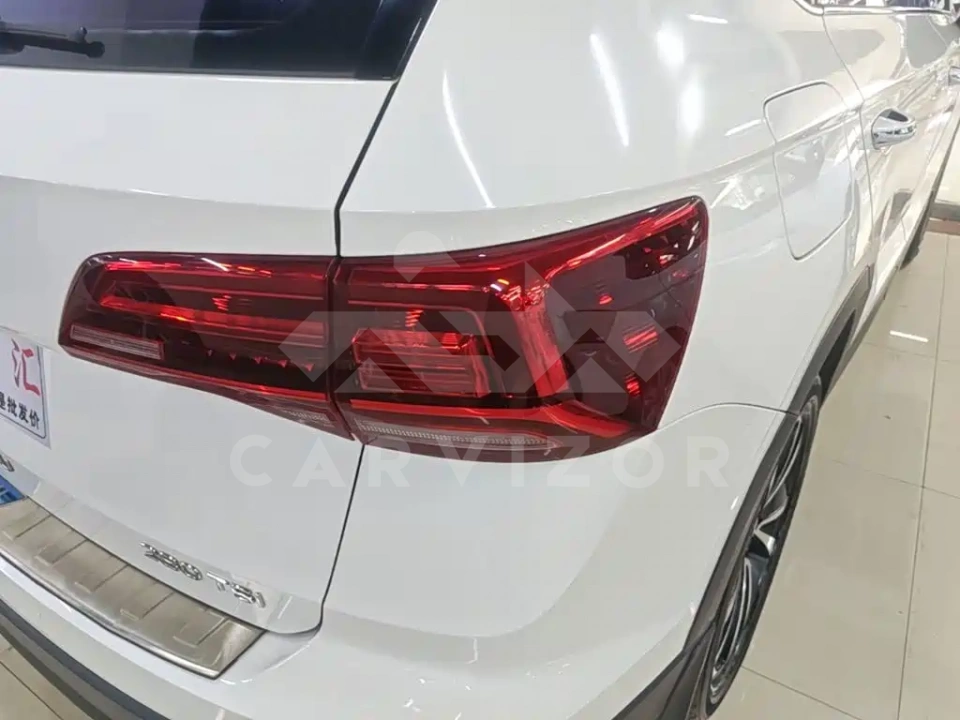 Volkswagen Tharu