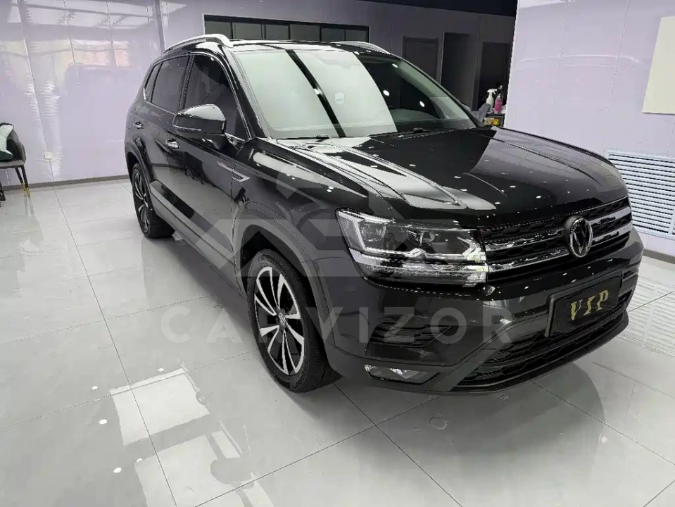 Volkswagen Tharu