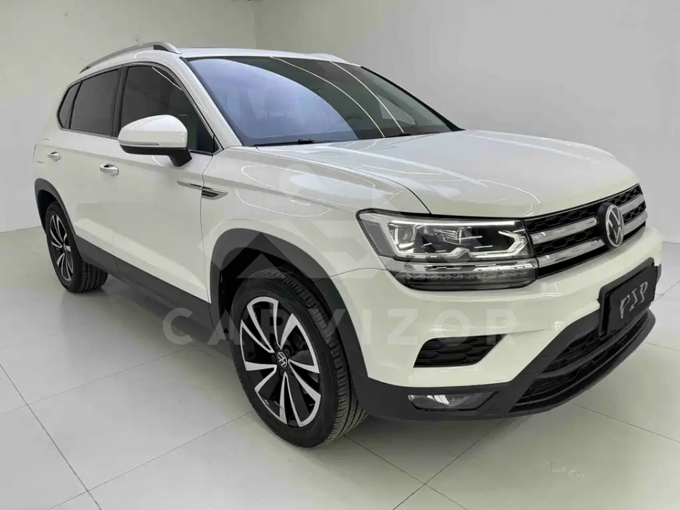 Volkswagen Tharu