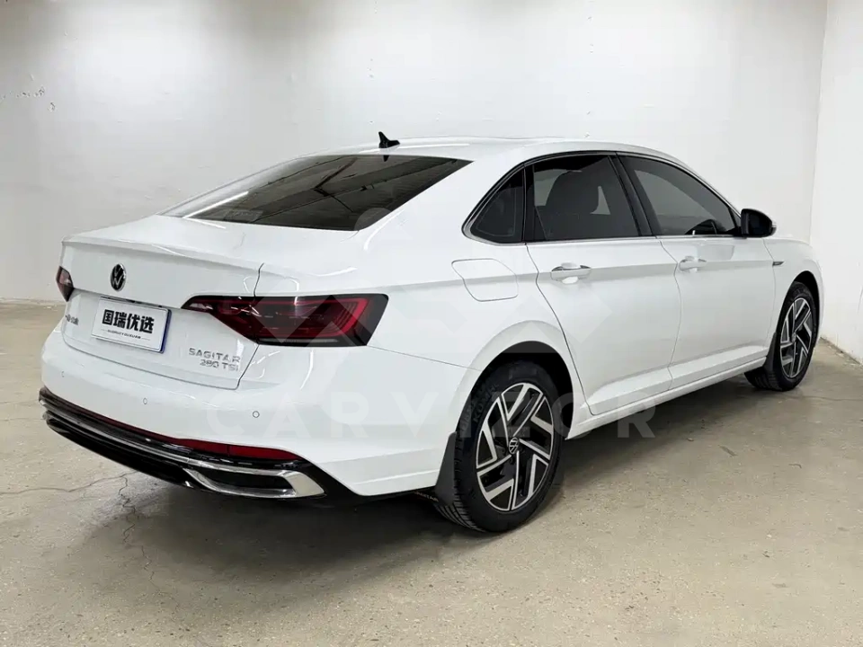 Volkswagen Sagitar