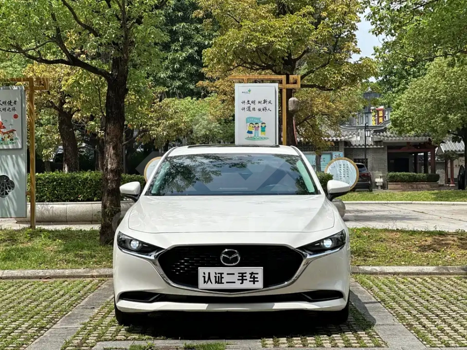Mazda 3 Axela