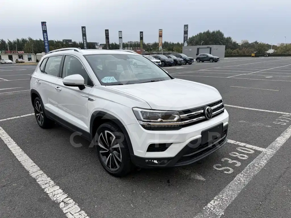 Volkswagen Tharu