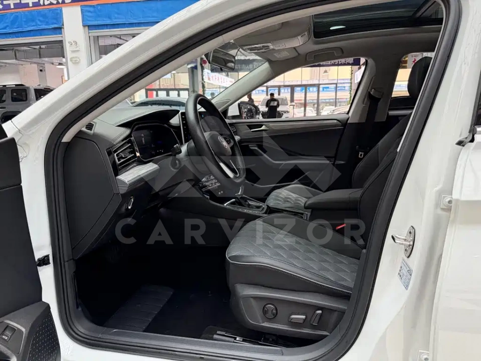Volkswagen Sagitar