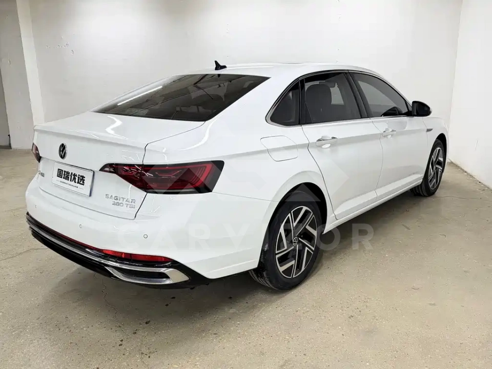 Volkswagen Sagitar