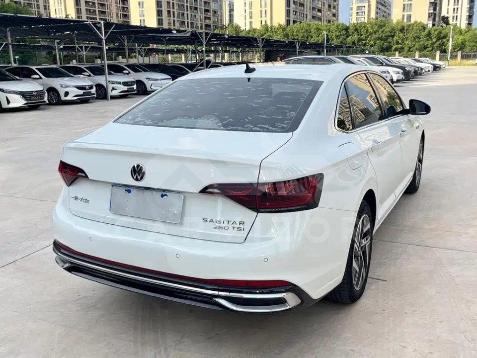 Volkswagen Sagitar
