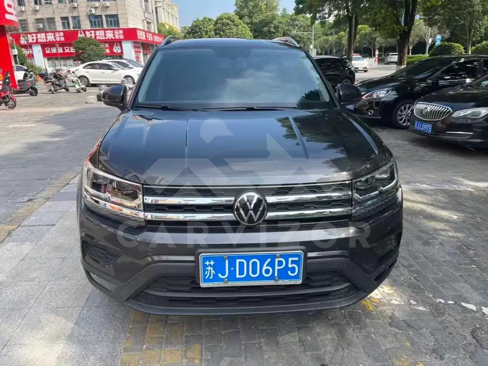 Volkswagen Tharu