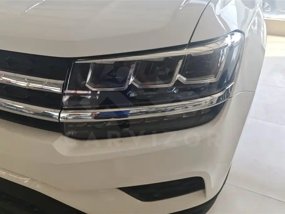 Volkswagen Tharu