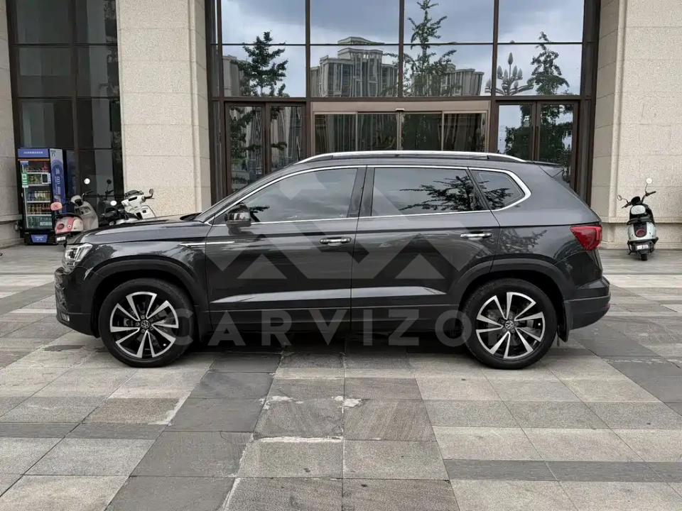 Volkswagen Tharu