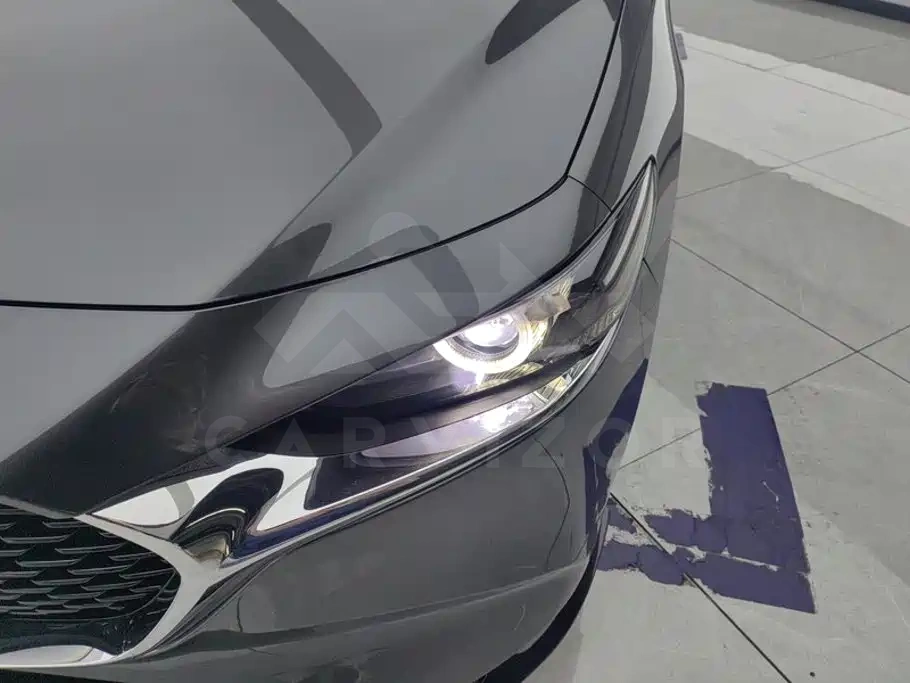 Mazda 3 Axela