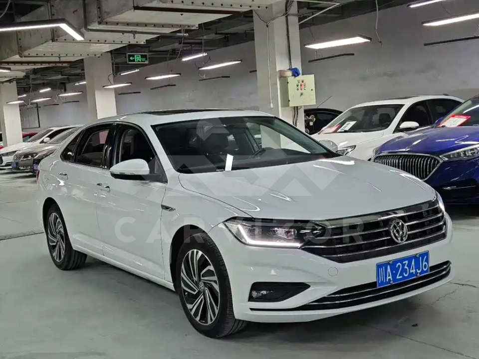 Volkswagen Sagitar