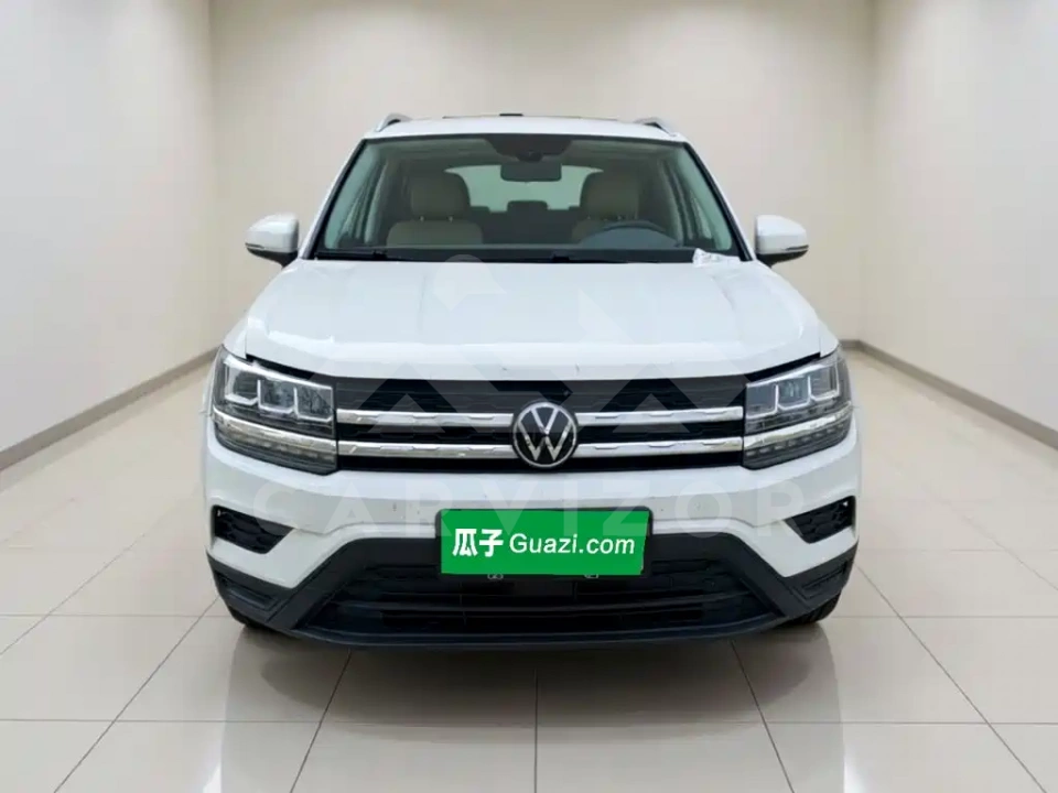Volkswagen Tharu