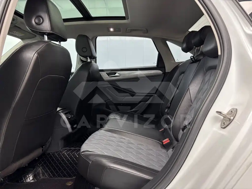 Volkswagen Sagitar