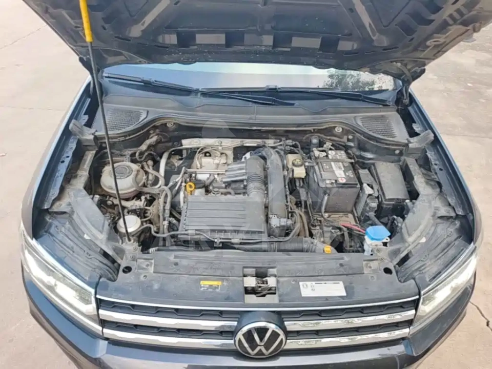 Volkswagen Tharu