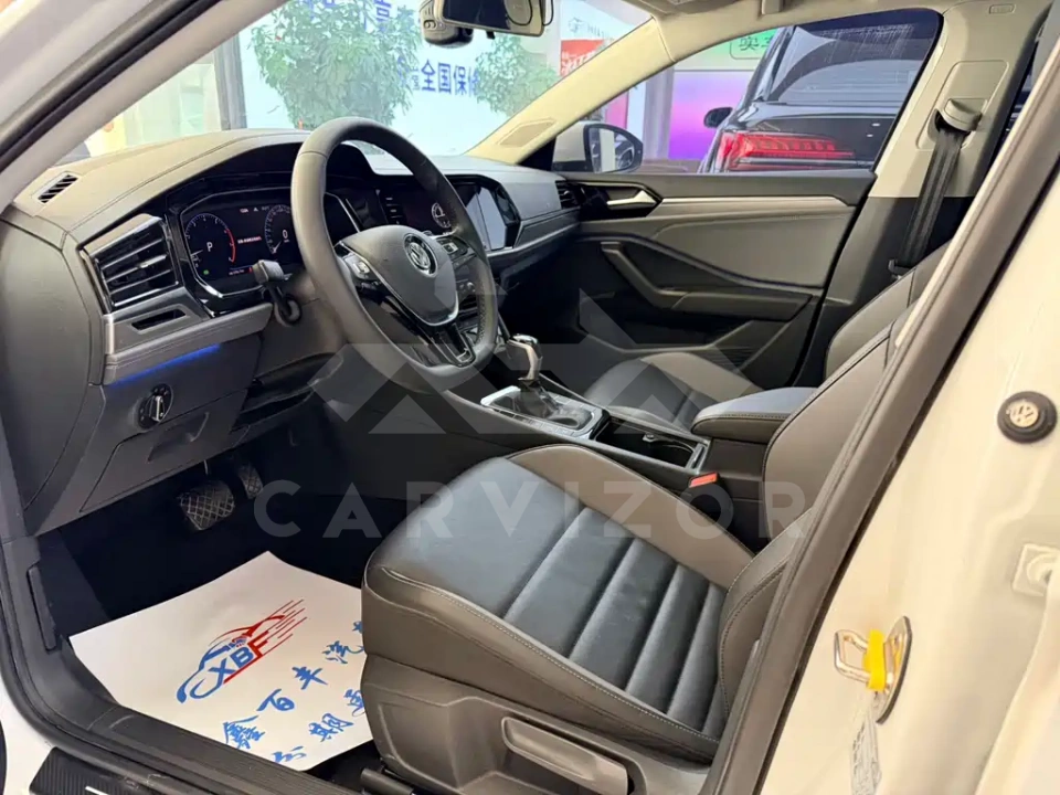 Volkswagen Sagitar