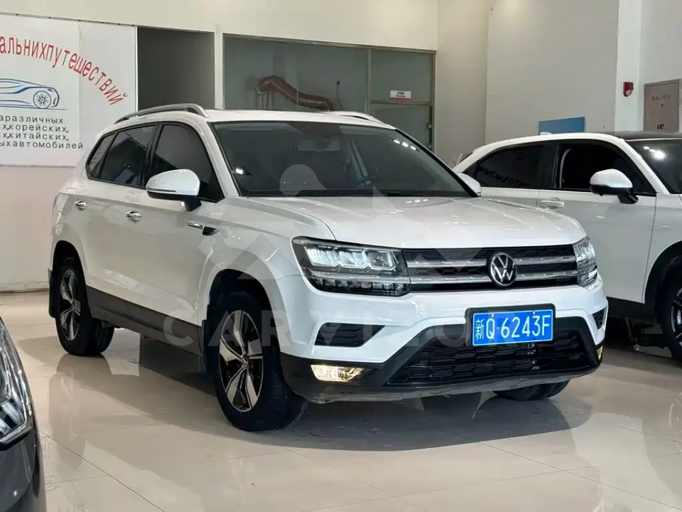 Volkswagen Tharu
