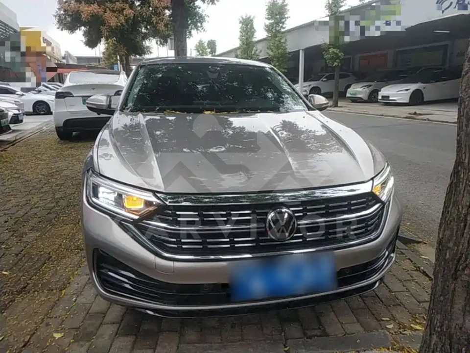 Volkswagen Sagitar