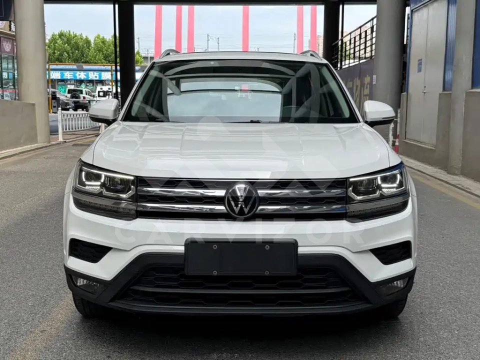 Volkswagen Tharu