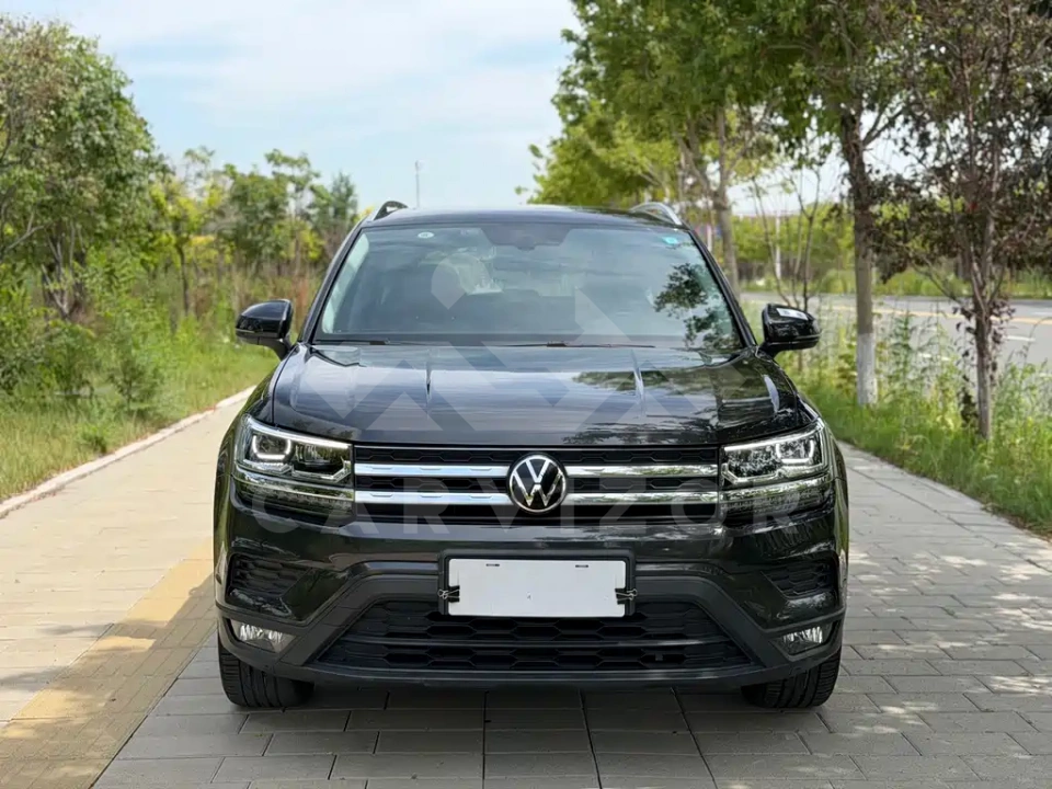 Volkswagen Tharu