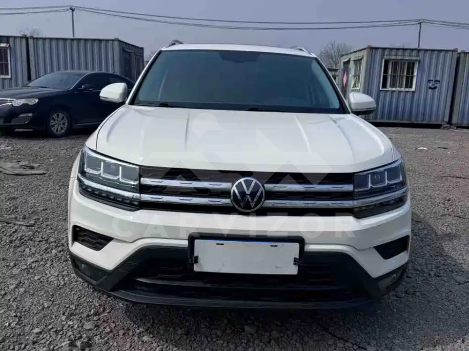 Volkswagen Tharu