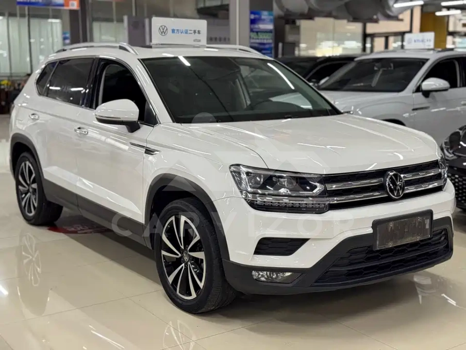Volkswagen Tharu