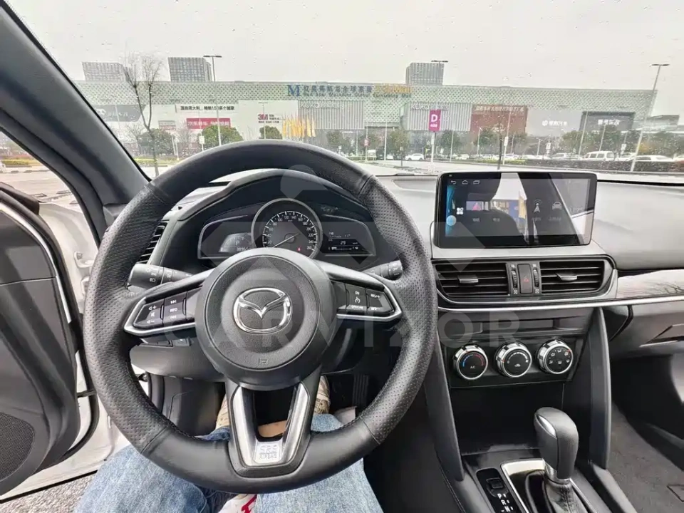 Mazda CX-4