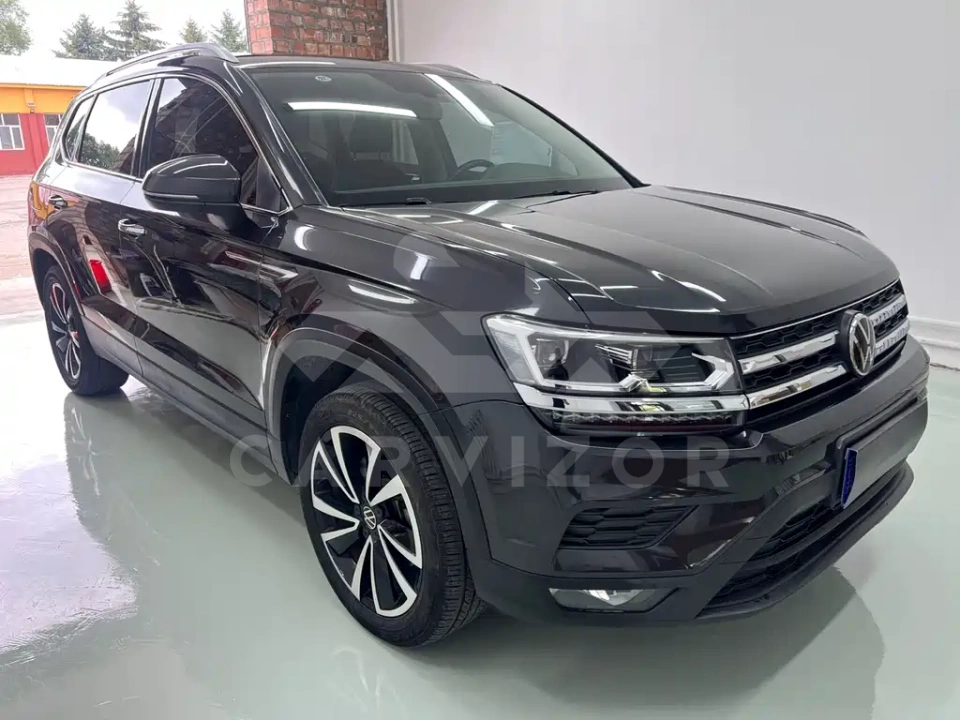 Volkswagen Tharu