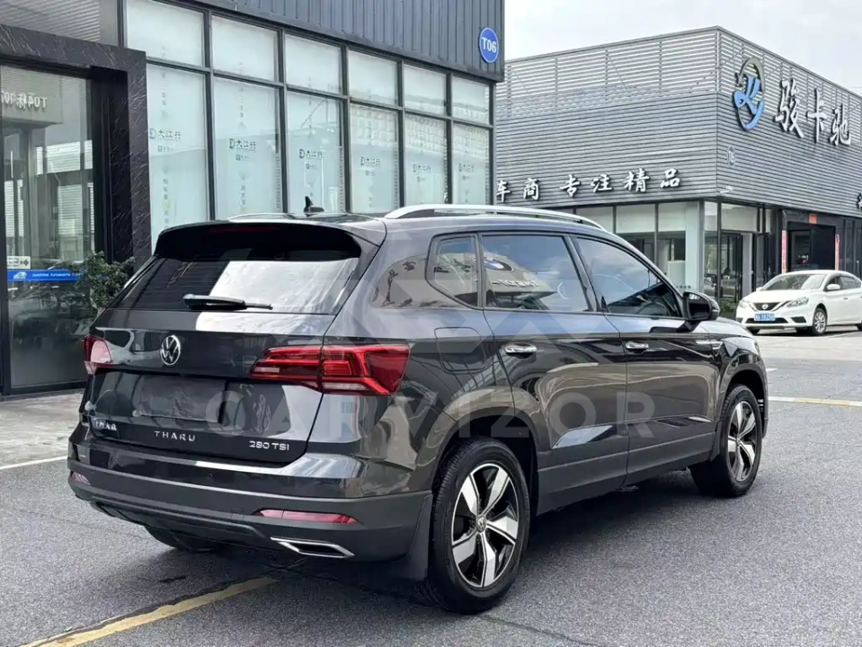 Volkswagen Tharu