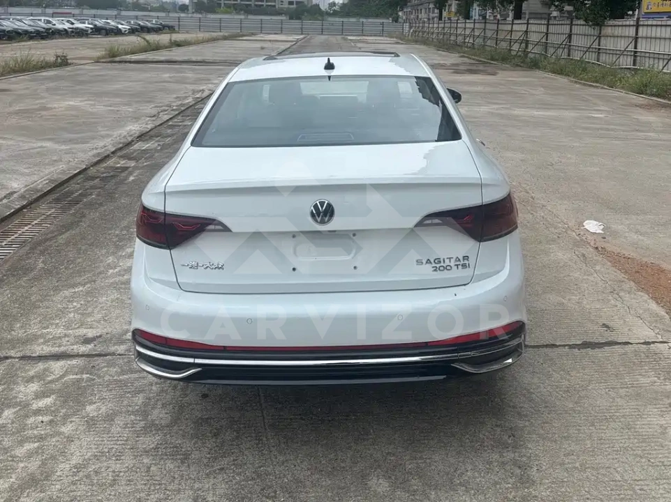 Volkswagen Sagitar