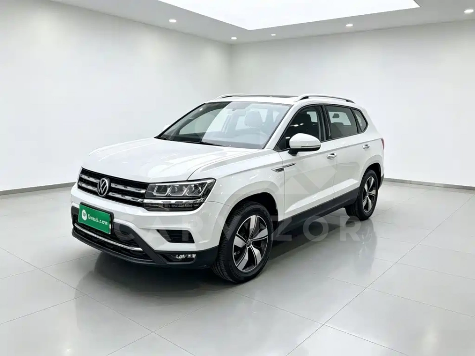 Volkswagen Tharu