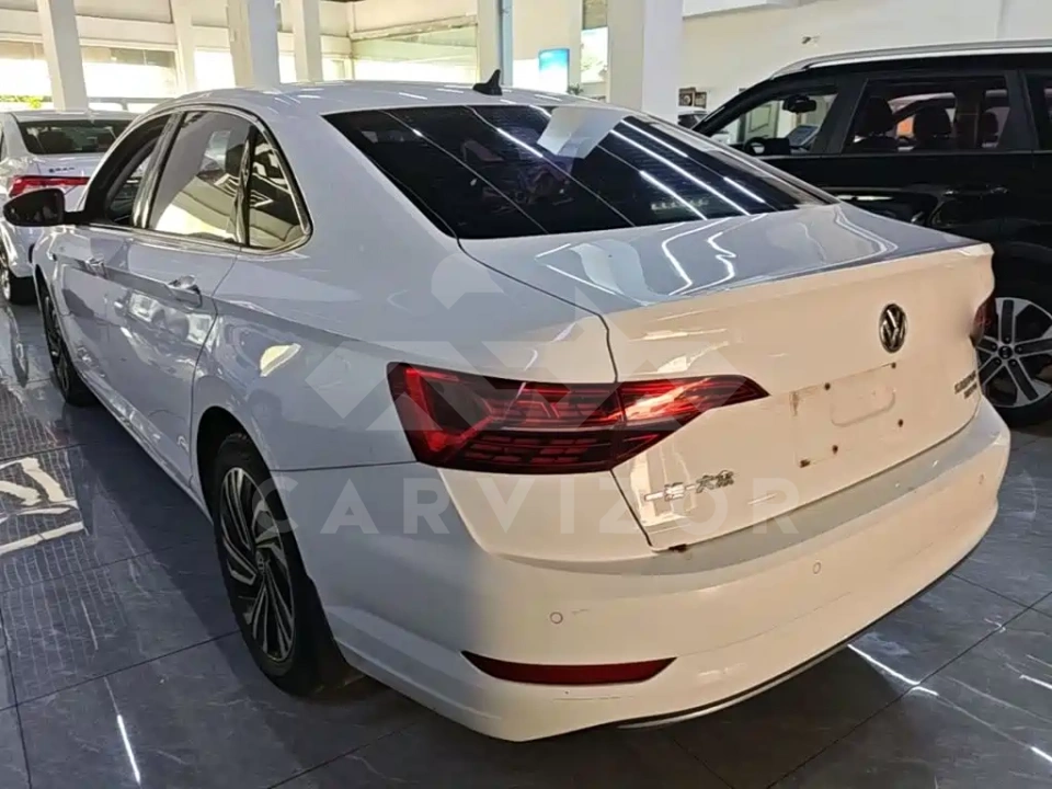 Volkswagen Sagitar