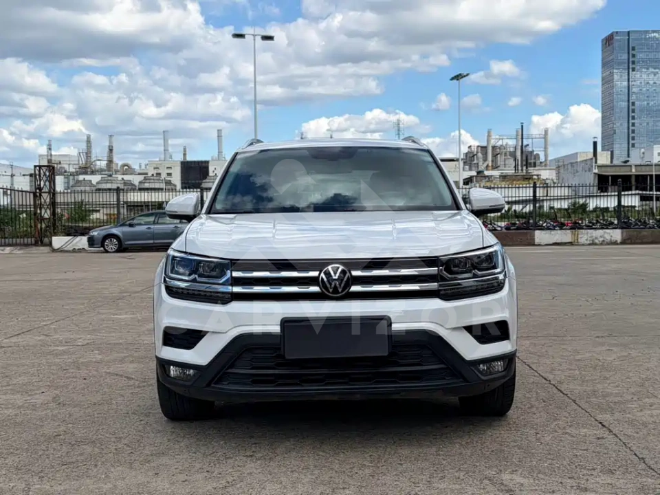 Volkswagen Tharu
