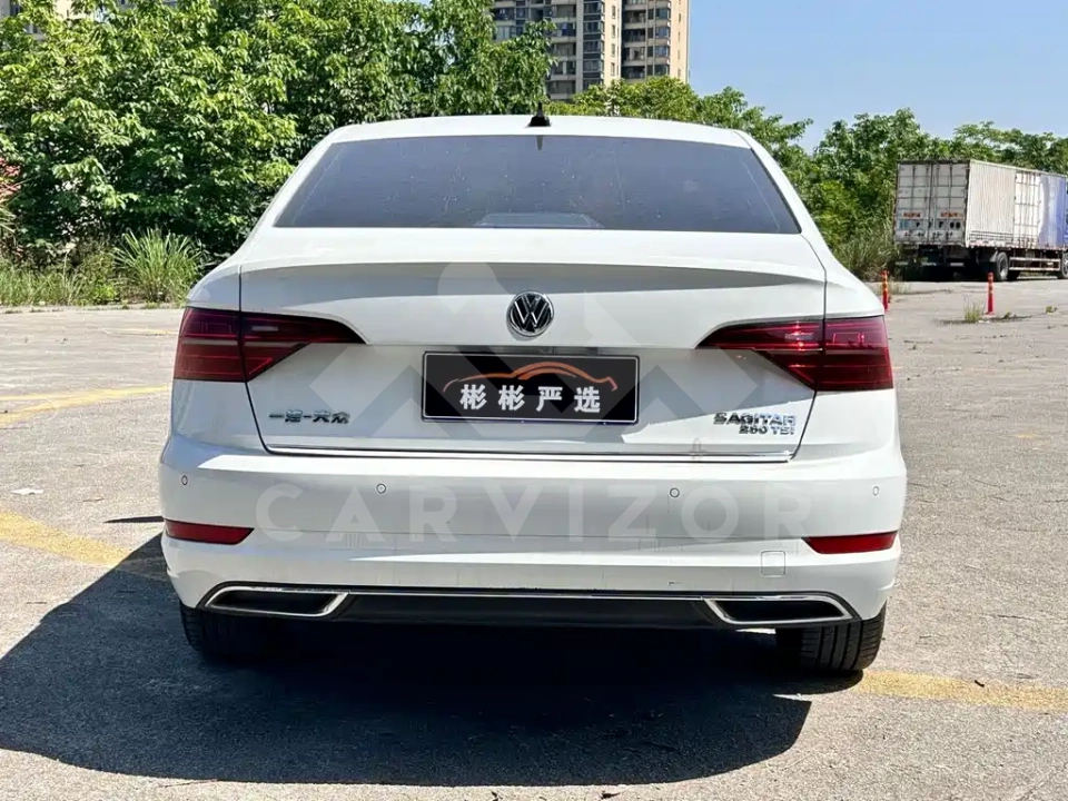 Volkswagen Sagitar