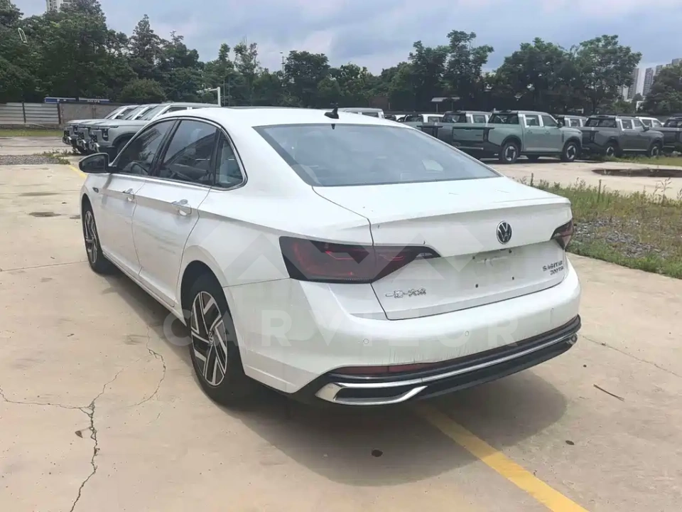 Volkswagen Sagitar