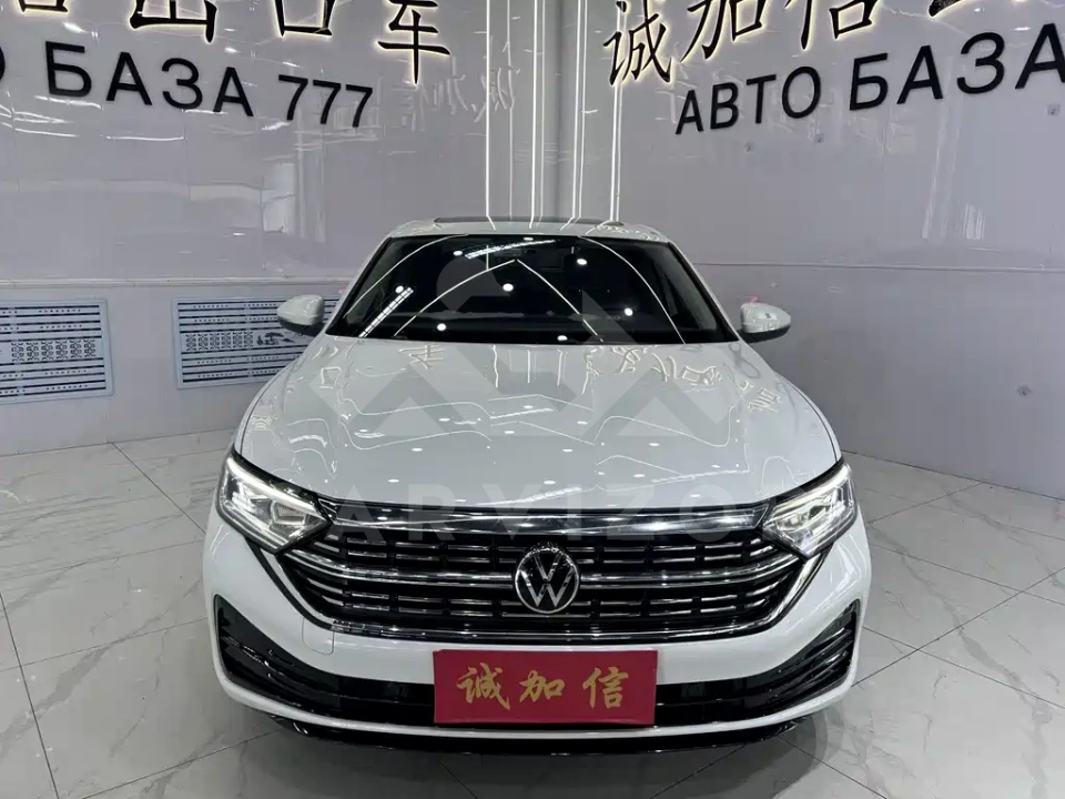 Volkswagen Sagitar
