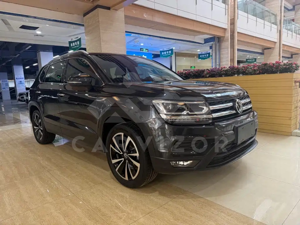 Volkswagen Tharu